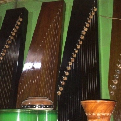 Bisa Gosend Kecapi Sunda