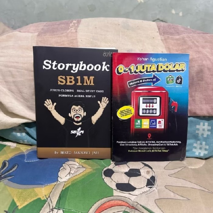 

TERBARU Buku Storybook SB1M Dan 0-1 Juta Dolar Dalam 6 Bulan paket 2 Buku