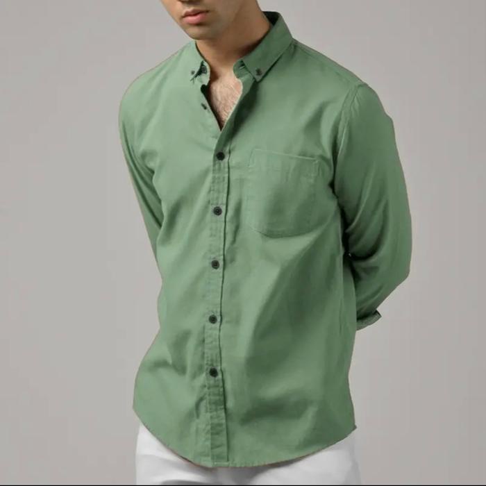 Kemeja Casual Sage Green Lengan Panjang Pria Basic Slim Fit Formal Kain Katun Nyaman