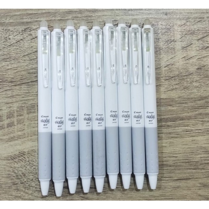 

TERLARIS! Pilot Frixion Spesial Edition Putih / Pulpen Limited Edition White