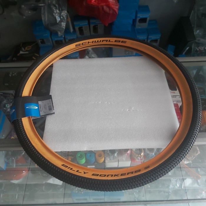 Ban Luar Schwalbe Billy Bonkers 26X2.10 Tanwall