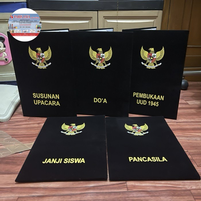 

Map sekolah map bludru map upacara bendera 1 sett full