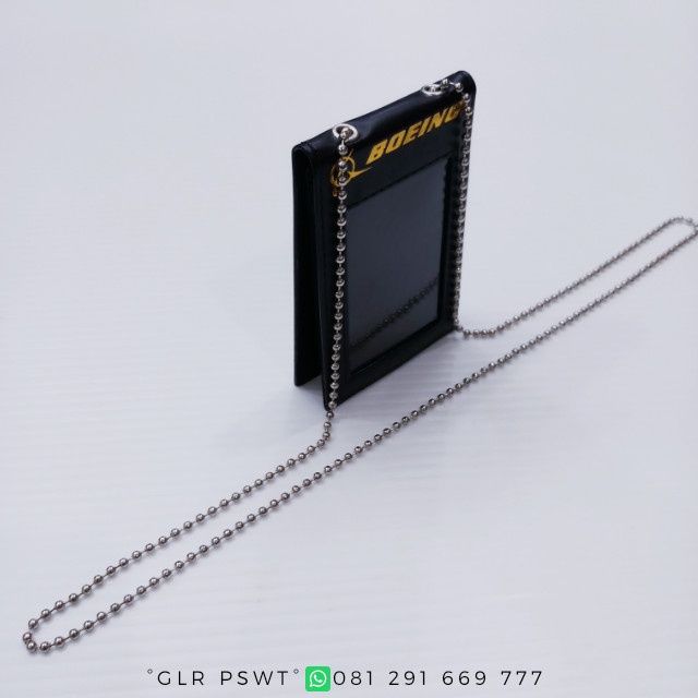 

Tempat ID CARD Magnet Boeing + Kalung rantai Kode 786