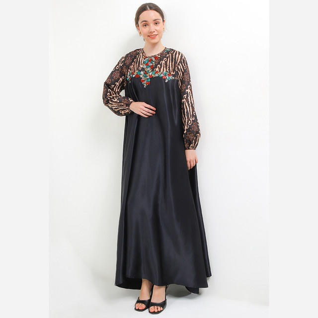 LUIRE by Raden Sirait Abaya Kemben Batik Wanita