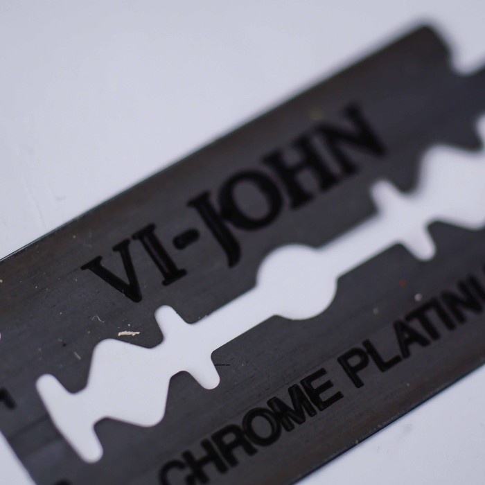 PISAU SILET VI-JOHN CHROME PLATINUM ORI BARBER PANGKAS SALON ISI 20