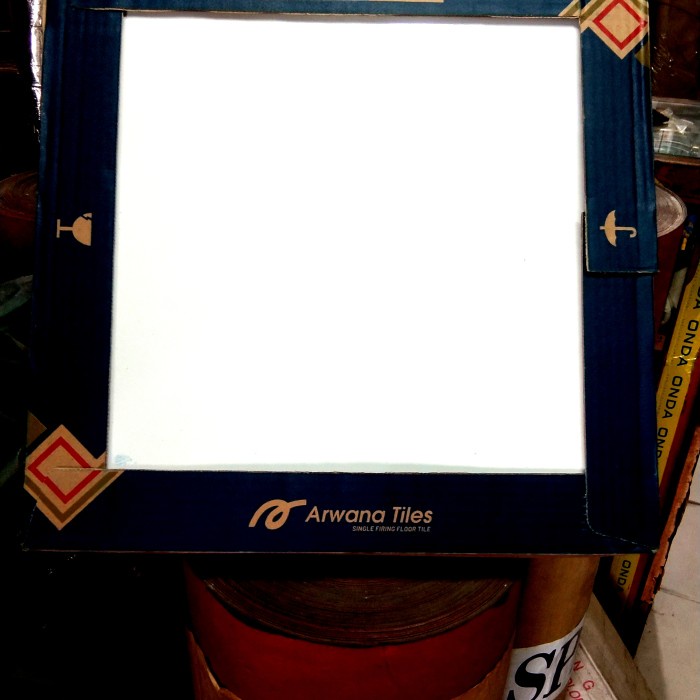 Keramik putih 40 x 40 Mulia/ Accura