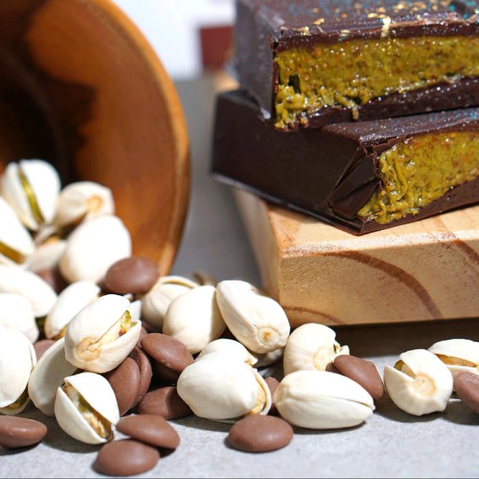 

terbaru !!! dubai chocolate paket bundling dark dubai chocolate dan milk dubai chocolate makanan