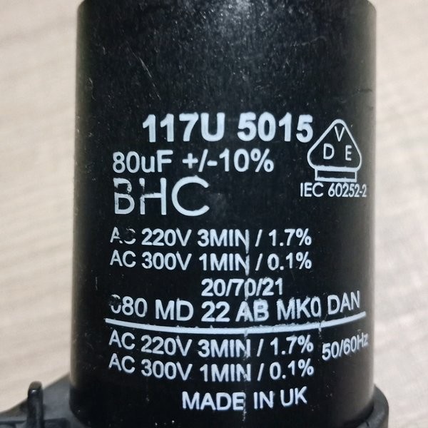 Kapasitor Capasitor Motor Kompresor Kulkas Freezer Starting 80 mF uf