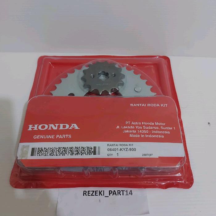 SALE  GEAR SET PAKET RANTAI SUPRA X 125 HELM IN KYZ UNTUK SEPEDA MOTOR SUPRA X 125 HELM IN READYY