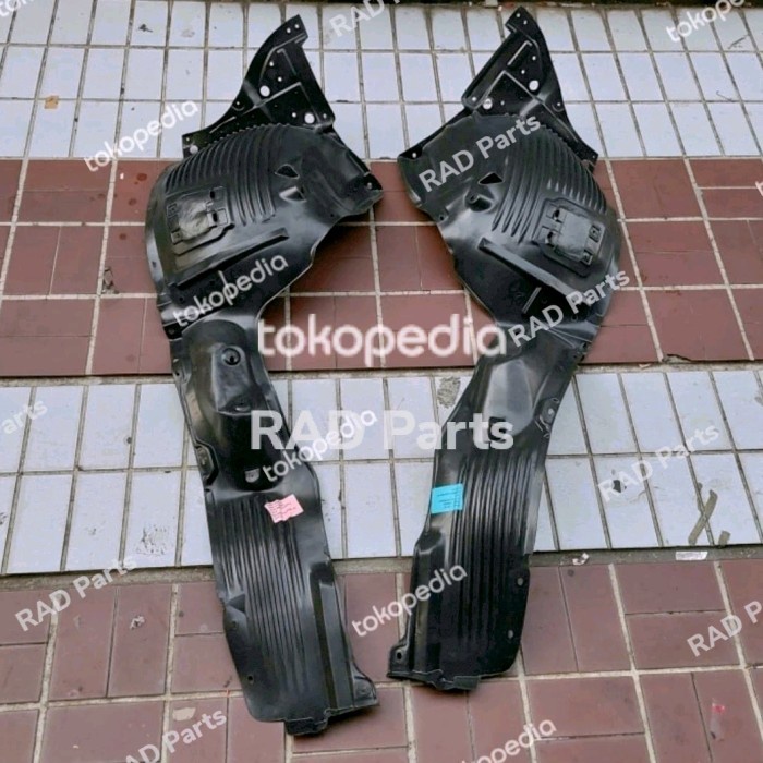 LINER FENDER XPANDER 2018