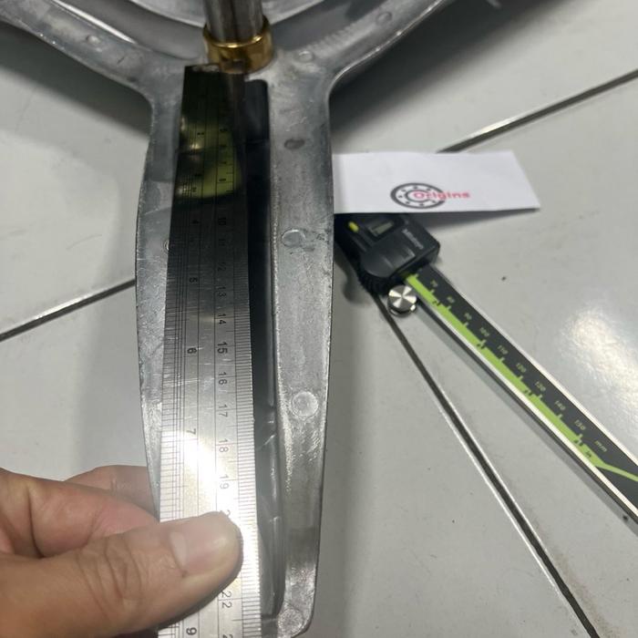 Segitiga mesin cuci Electrolux EWF85747 EWF10843