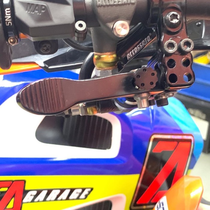 

Accossato Thumb ke With Bent Lever and cket Included
