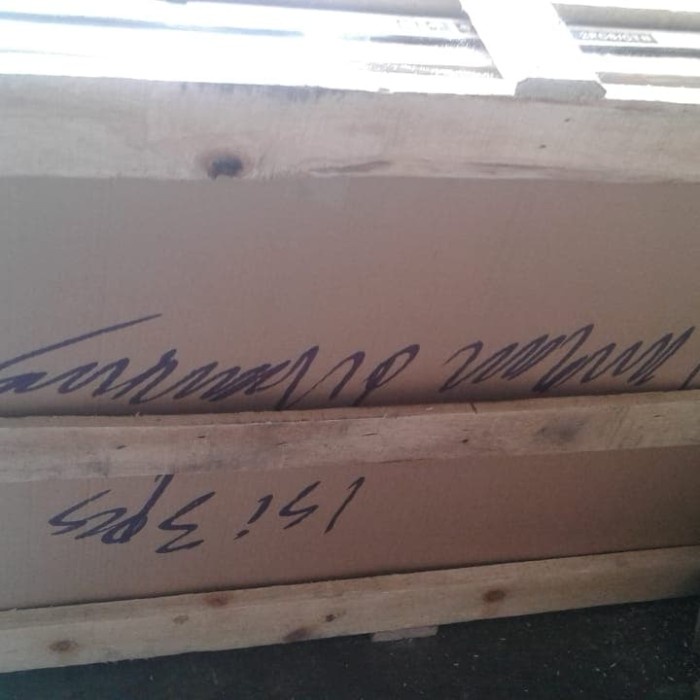 Packing Kayu 160 - 330wp Poly n Mono