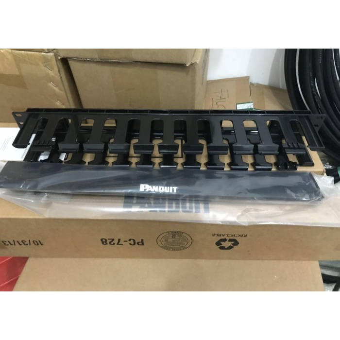 

SALE !!! PANDUIT WIRING MANAGEMENT 1U WMPFSE SISA PROYEK (BARU) READYY