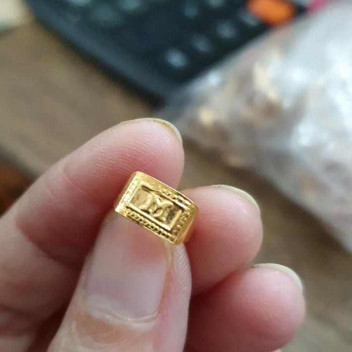 Cincin Inisial Huruf B N S A E M I Bayi Baby Newborn Emas Asli 700 70%