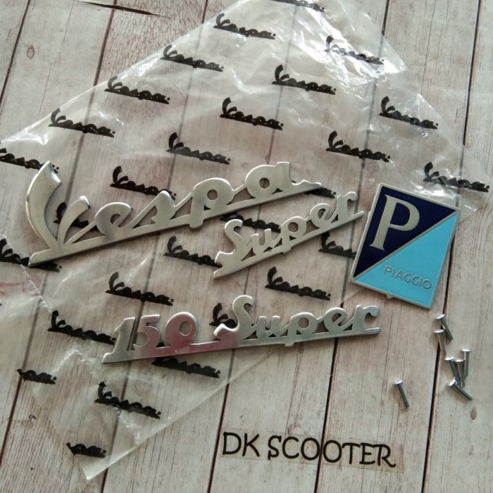 vespa emblem depan belakang super 66 almunium
