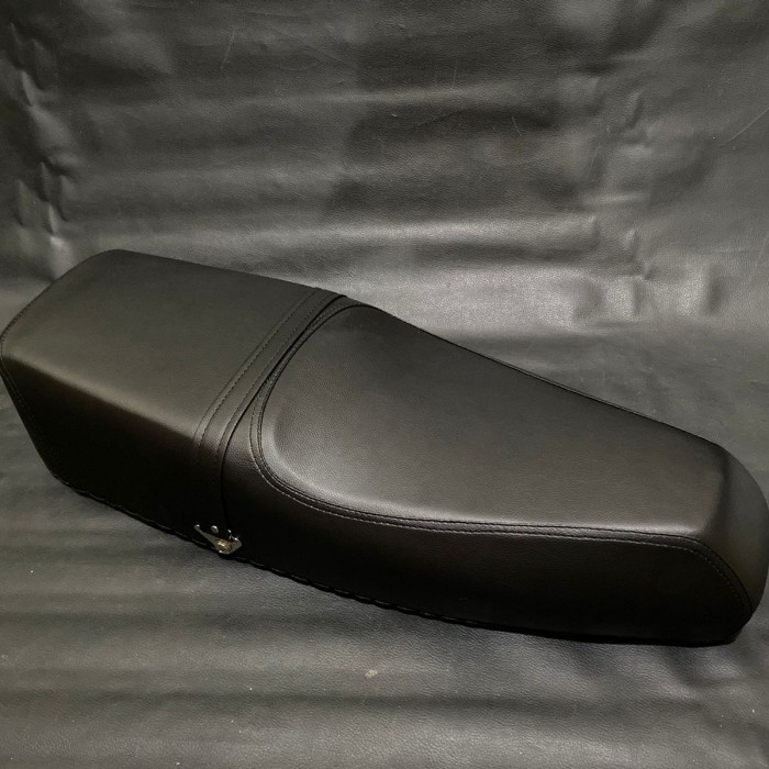 Jok panjang langsung seat vespa model new px lml arco npx racing hitam