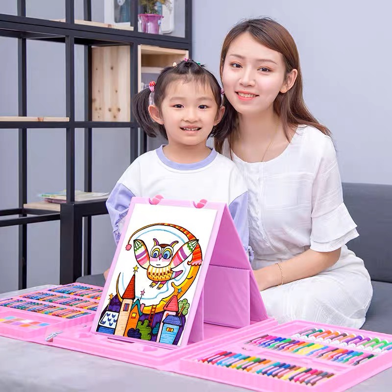 

Limited Crayon Set Peralatan Gambar Lukis Pensil Warna/ Art Set Isi 150 Pcs