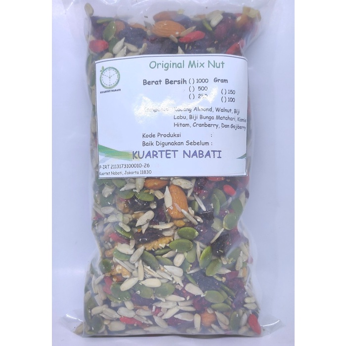 

Terlaris Campuran Kacang, Biji, & Buah Kering / Original Mix Nut 500 Gr Ready