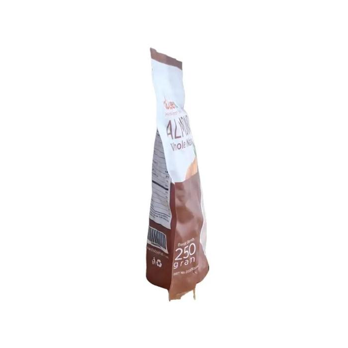 

Club Sehat Almond Whole Natural 250Gr Alami Kacang Food Snacks Mede Makanan Cemilan Kering
