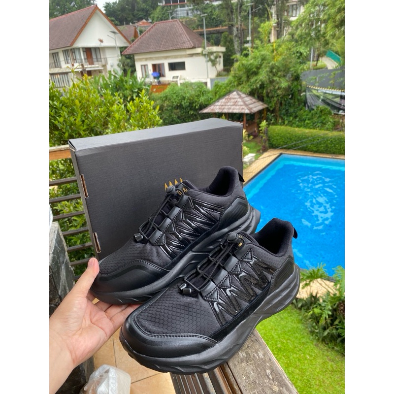 CUCI GUDANG SEPATU EXDUMA SUPERBLACK BROTRHERHOOD EXDUMA FULLBLACK