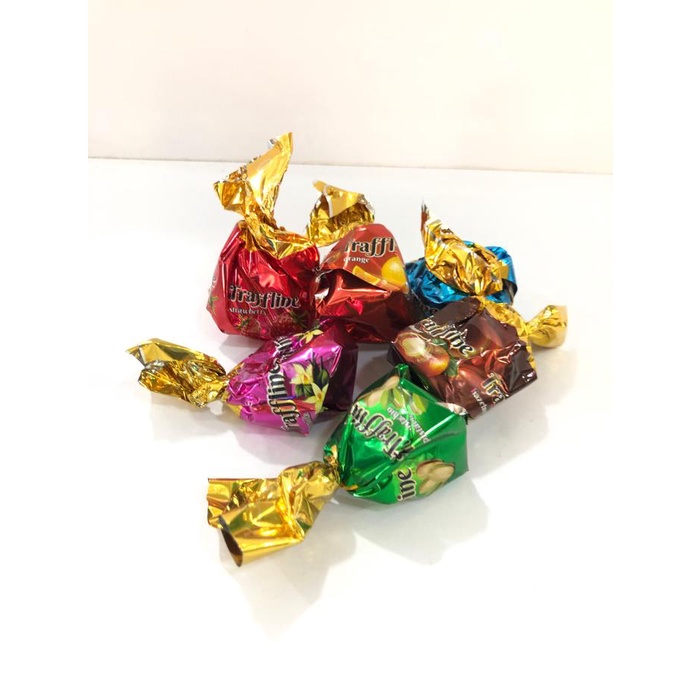 

SALE !!! COKLAT TRAFFLINE ASSORTMENT 1KG CREAM FILLED COMPOUND CHOCOLATE WITH RICE CRISPY - COCOLATE