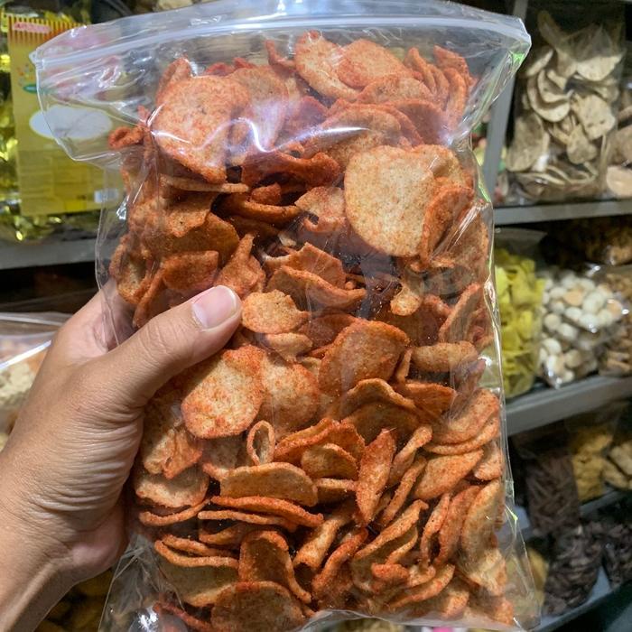 

SALE !!! KERIPIK BASRENG RASA PEDAS GURIH DAN RENYAH KEMASAN 200 GRAM DAN 500 GRAM CEMILAN MAKANAN