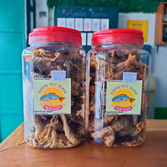 

SALE !!! PAKET COMBAT 2 KERUPUK KULIT IKAN SALMON VARIAN RASA ORIGINAL DAN BALADO KEMASAN TOPLES
