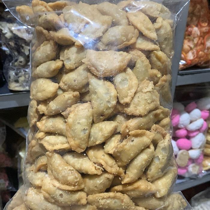 

SALE !!! 1 KG KEMASAN PASTEL MINI ISI ABON UDANG RASA GURIH DAN RENYAH MAKANAN FOOD READYY