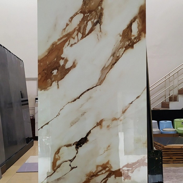 GRANIT PUTIH SERAT COKLAT 80 x 160 GLOSSY