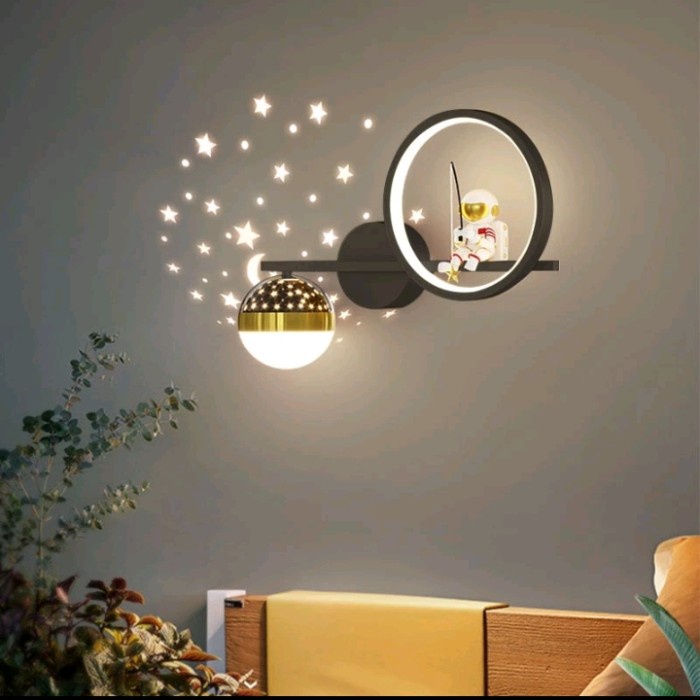 Lampu dinding hias dekorasi kamar anak anak model astronot