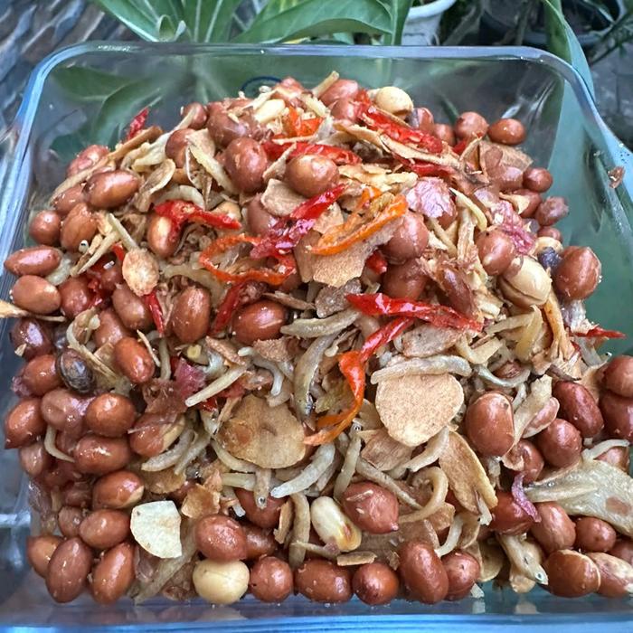 

Teri Kacang Kering Gurih Khas Sunda 250 gr