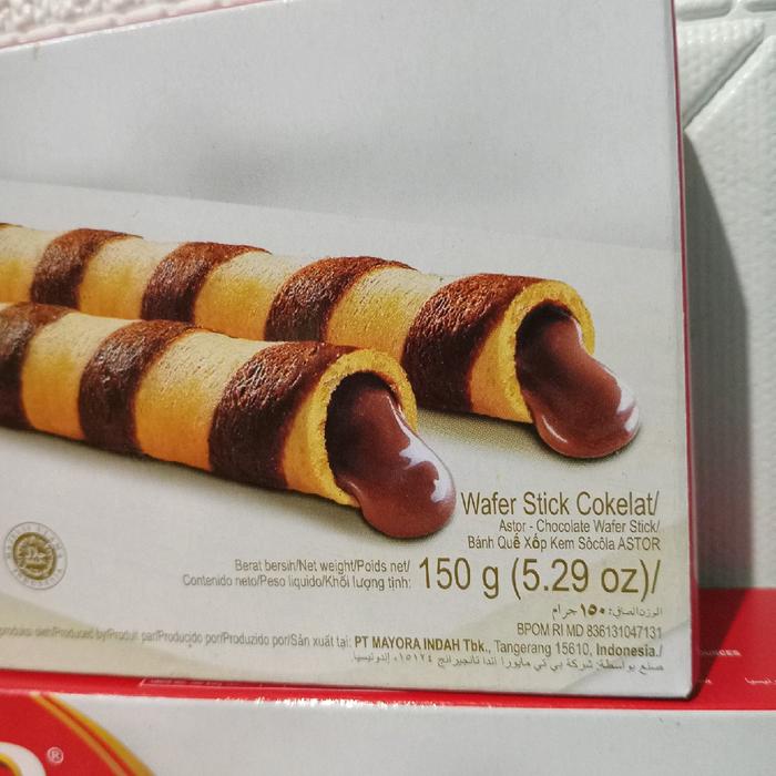 

Astor stick coklat .Paket 3box netto @150g ,Cemilan