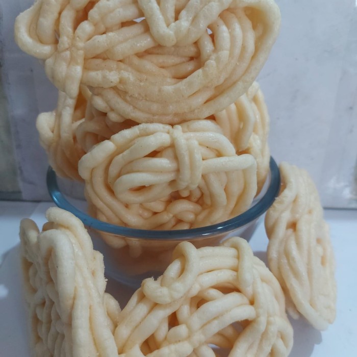 

SALE !!! KRUPUK BANGKA KERITING IKAN TENGGIRI PREMIUM 250GRAM READYY