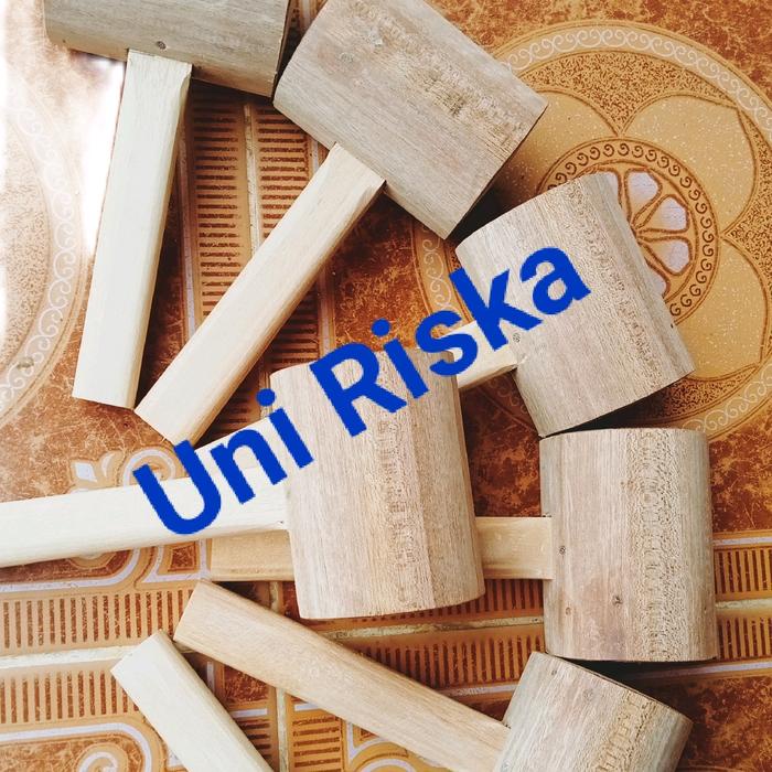 

Alat pembuat Kerupuk jengkol dari bahan kayu