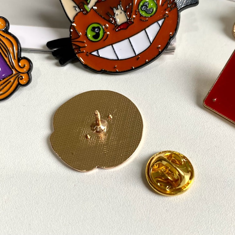 Enamel Pin Bros Aksesoris Tas Bag Baju Childhood Anime Emblem Brooch Ghibli Hayao Miyazaki Totoro