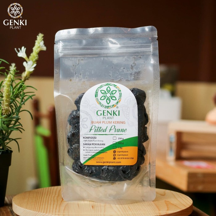 

Dried Pitted Prunes / Buah Plum Kering - 500 g