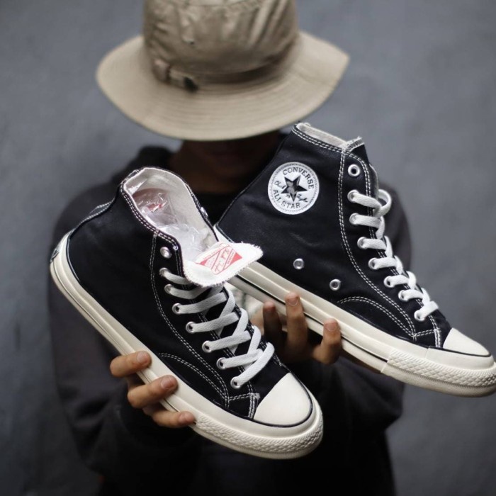 SEPATU CONVERSE 70S HIGH CHUCK TAYLOR BLACK WHITE 37-43