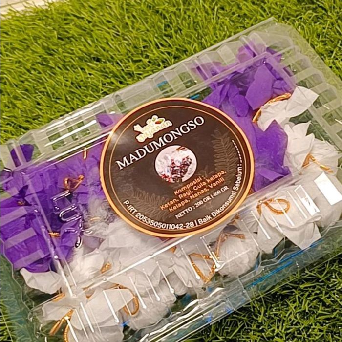 

Madumongso "Ratu jajanan" kemasan mika oleh oleh khas Blitar