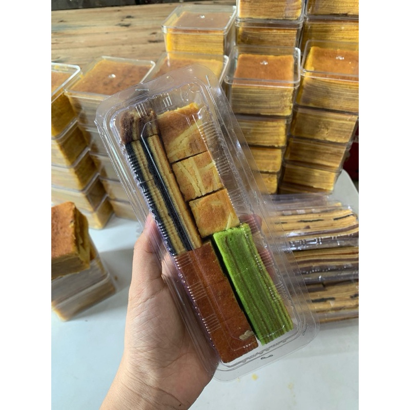 

lapis legit cemilan enak 4 rasa
