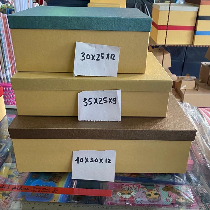

SOUVEN- Kotak Kado Jumbo 40 x 30 x 12 cm / Box Kado / Hard Box / Kotak Hadiah