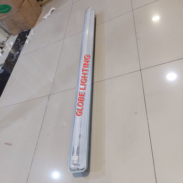 KAP LAMPU WATERPROOF 1x36W KOMPLIT BATTERY EMERGENCY N LAMPU TL T8 LED PHILPS 120CM