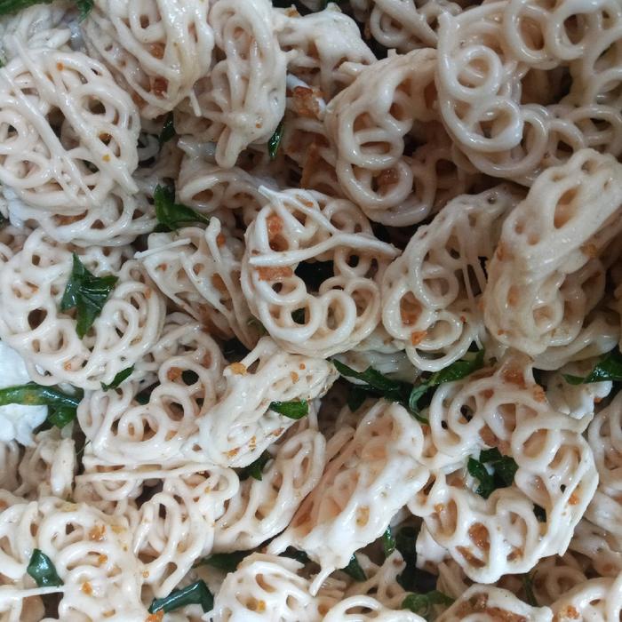 

krupuk bantat pedo,krupuk mawar 1kg