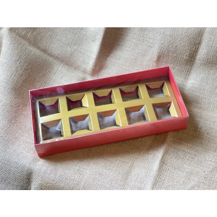 

pernakpernik- Dus Merah Pie Pastry 32x14x5cm Varian Kemasan