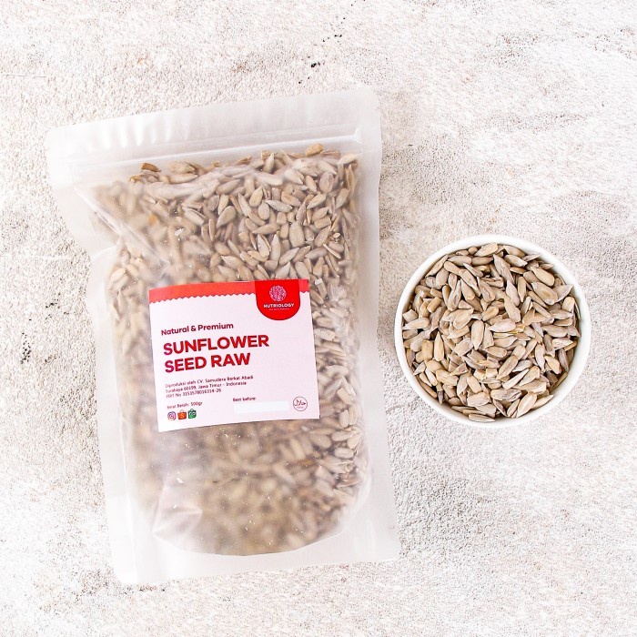 

(Good) Sunflower Seed Raw / Biji Bunga Matahari Mentah 500 gram - Natural