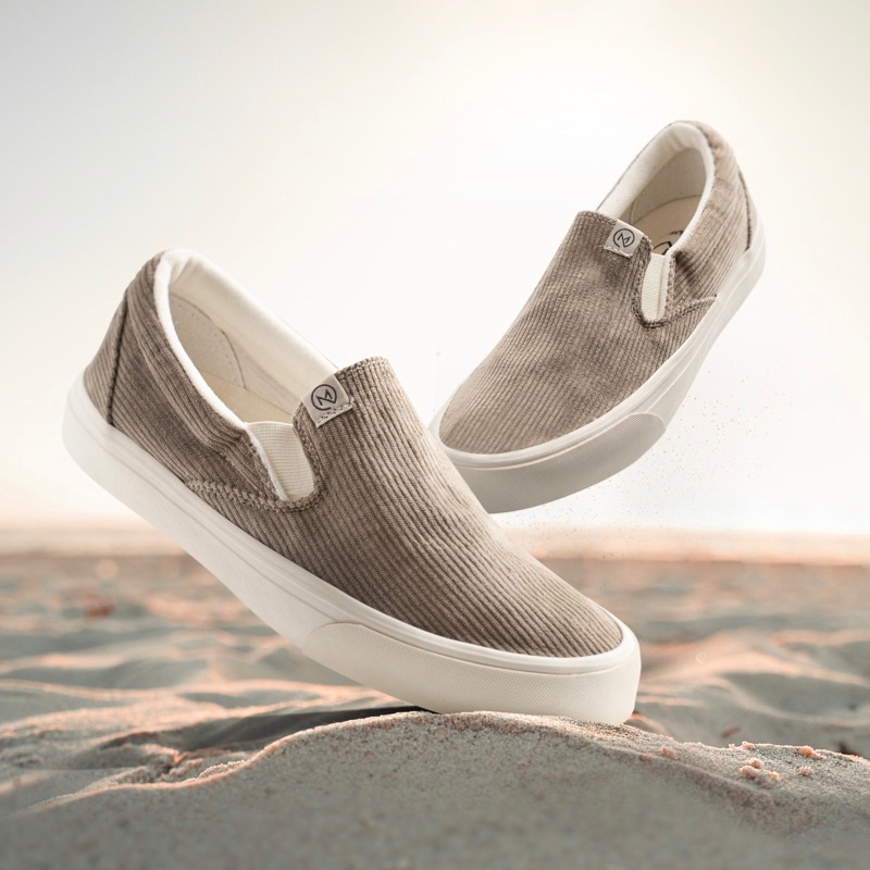Hot Sale Offical Store - Marque Corduroy Slip On- Marque.Co - For Unisex, Vulcanized