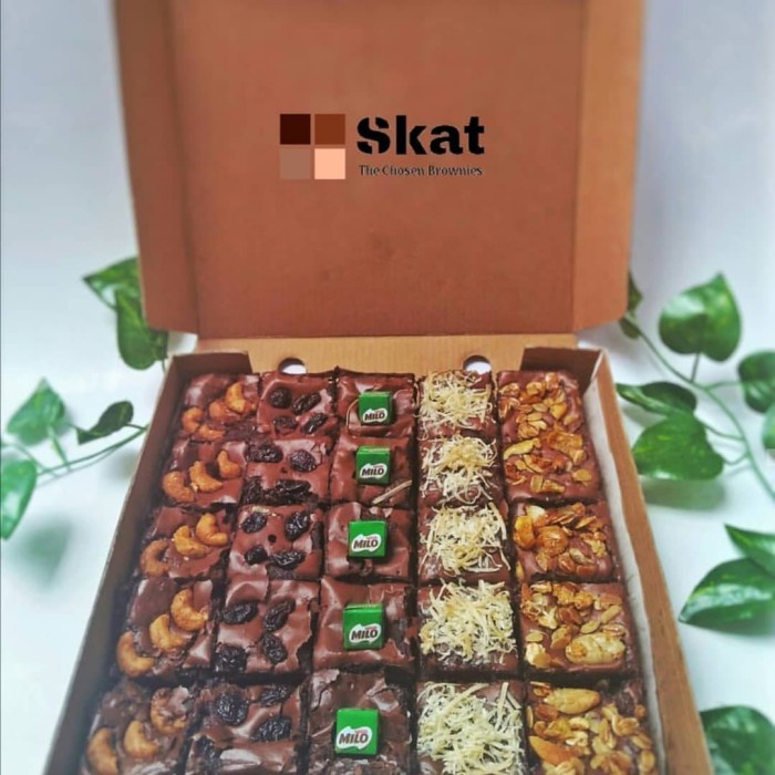 

skat brownies panggang Bandung kekinian