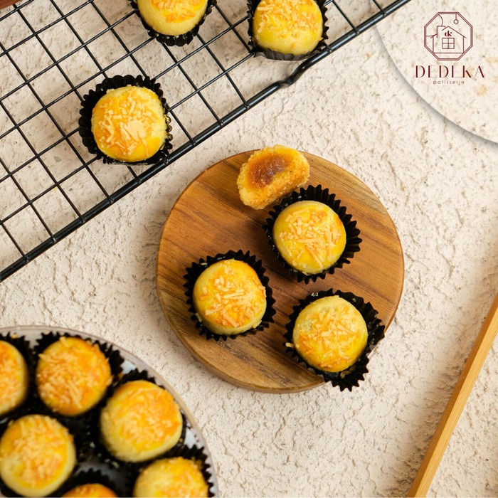 

Kue Nastar Topping Keju Premium Butter Homemade / Kue Nastar Keju Bulat