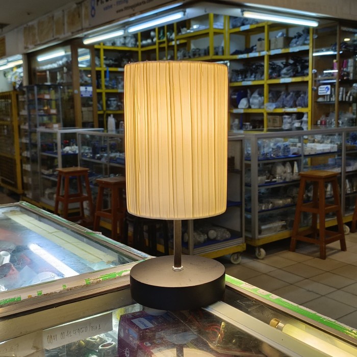 lampu meja/lampu nakas/lampu meja/lampu baca/lampu tidur