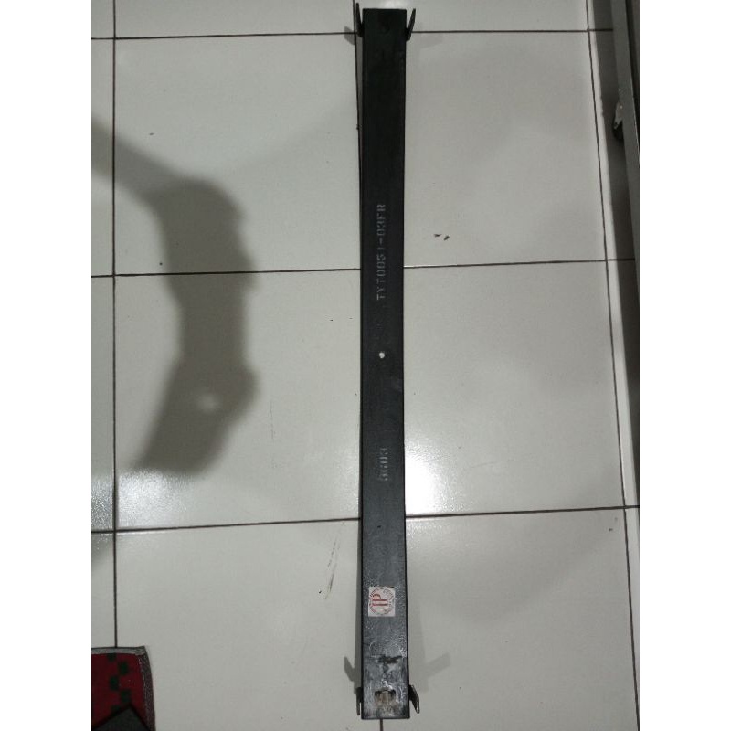 Per Daun Depan No 3 Toyota Dyna, Rino, Dutro merk indopegas